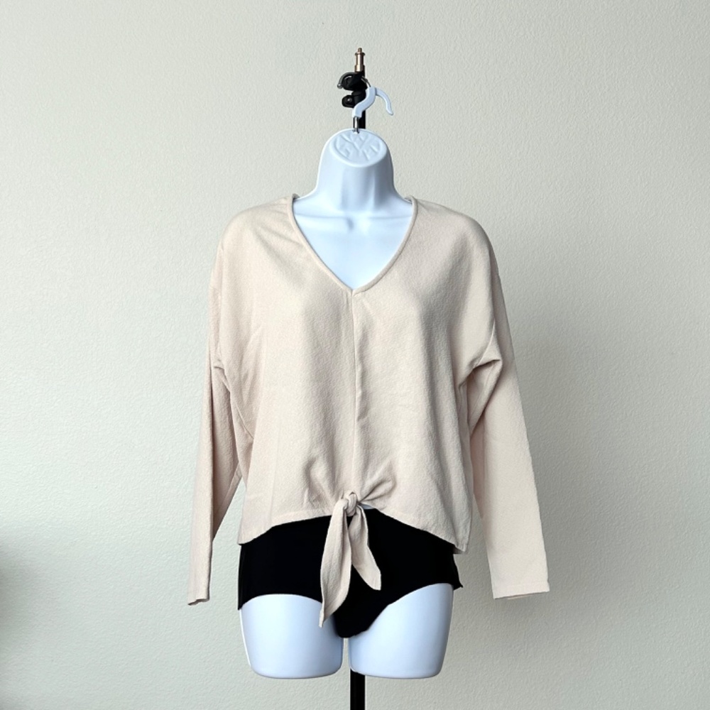 ASTR the label loose fit long sleeve blouse ivory XS